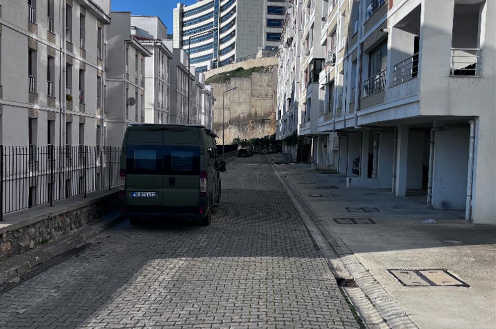 Hastane TOKİ de Asansörlü Ferah 3+1 Kiralık Daire