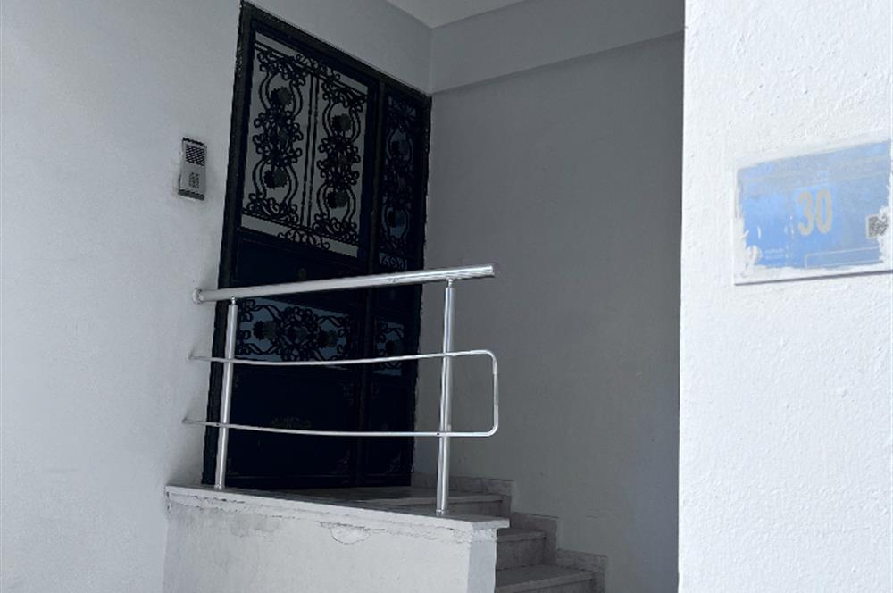 Deniz Manzaralı Ara Kat 3+1 Asansörlü Kiralık Daire