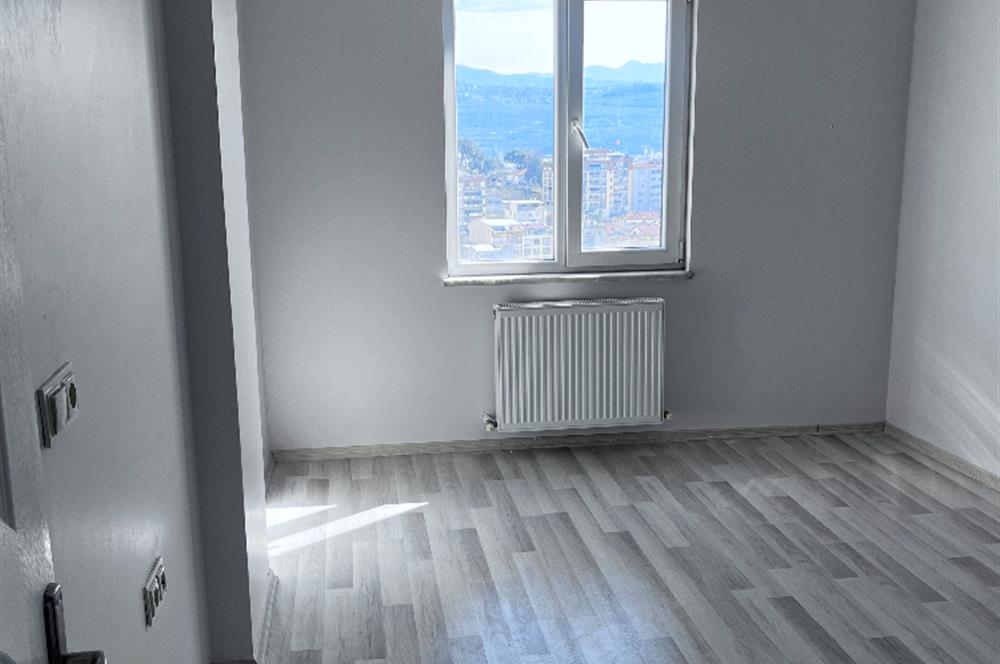 Deniz Manzaralı Ara Kat 3+1 Asansörlü Kiralık Daire