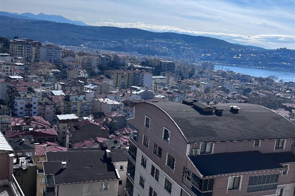 Deniz Manzaralı Ara Kat 3+1 Asansörlü Kiralık Daire