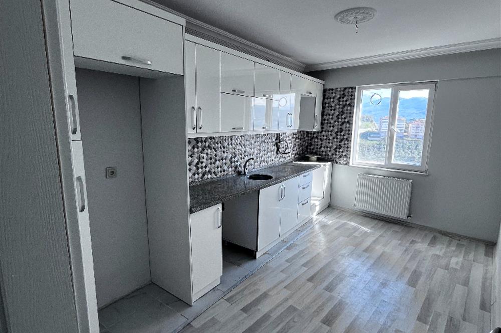 Deniz Manzaralı Ara Kat 3+1 Asansörlü Kiralık Daire