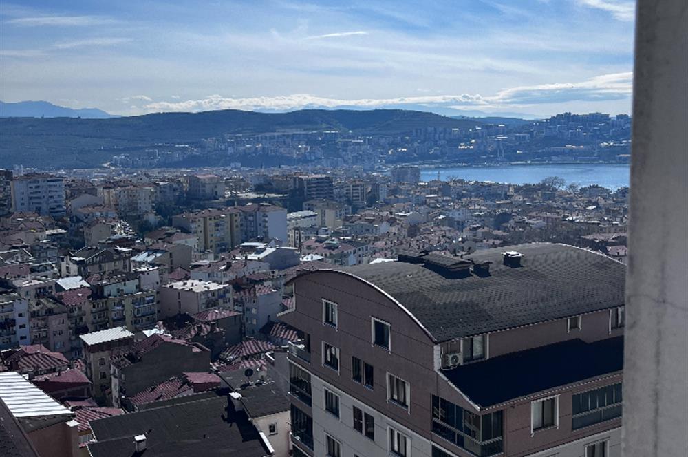 Deniz Manzaralı Ara Kat 3+1 Asansörlü Kiralık Daire