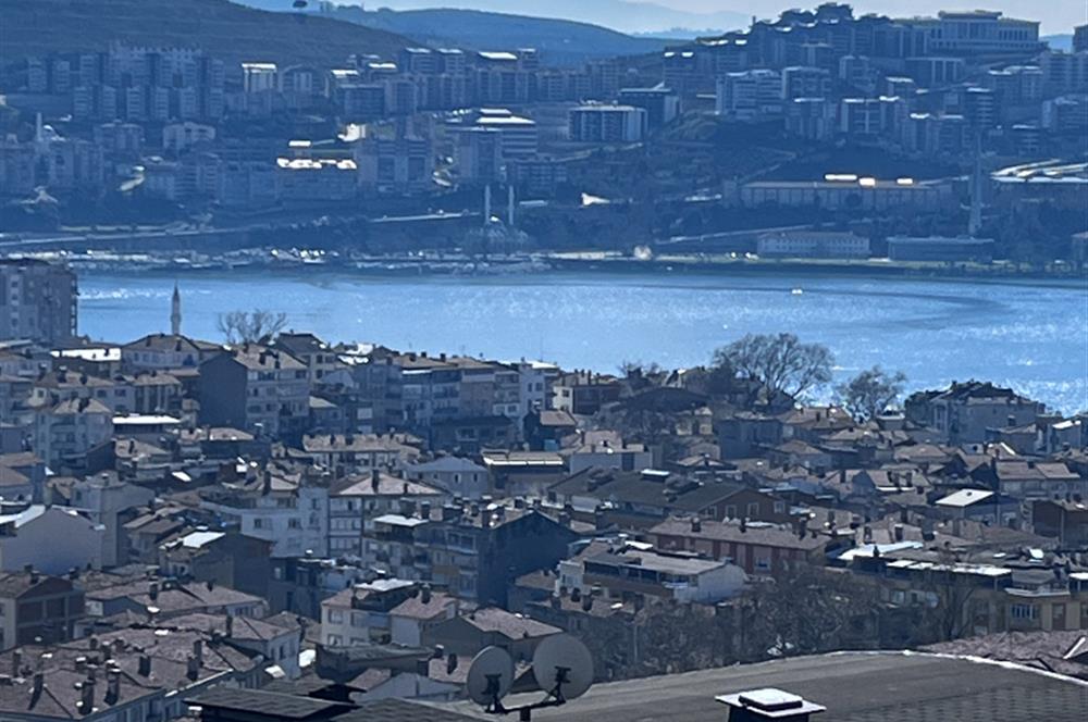 Deniz Manzaralı Ara Kat 3+1 Asansörlü Kiralık Daire