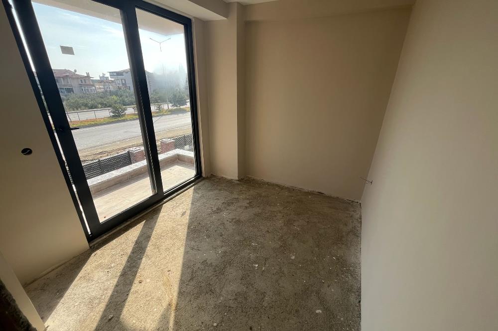 AYVACIKTA SİTE İÇİNDE 3+1 VİLLA