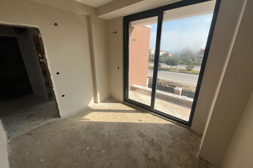 AYVACIKTA SİTE İÇİNDE 3+1 VİLLA