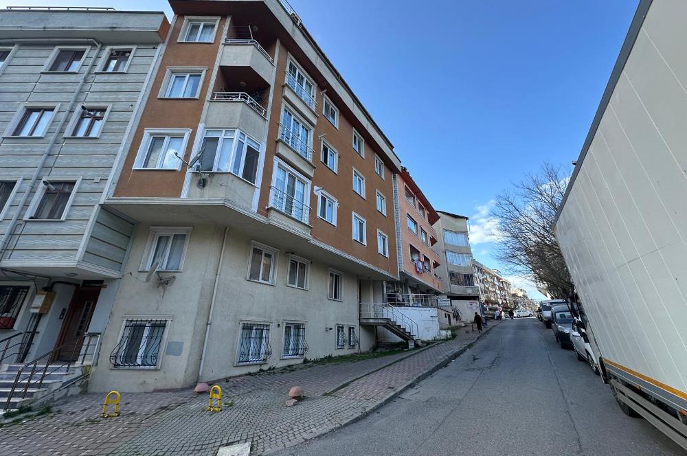 ÇEKMEKÖYDE 1+1 SATILIK DAİRE