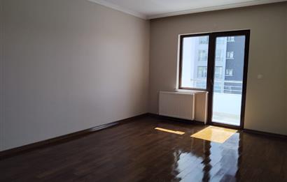 ÇANKAYA YAŞAMKENT PRESTİJLİ SİTEDE 4+1 KİRALIK DAİRE