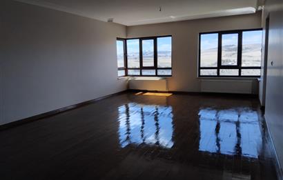 ÇANKAYA YAŞAMKENT PRESTİJLİ SİTEDE 4+1 KİRALIK DAİRE