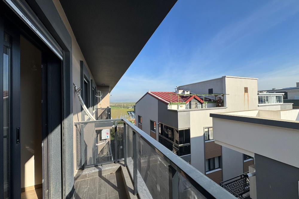 Menemen Seyrek'te Sıfır Satılık 1+1 Daire