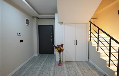 C21 Cius;Umurbeyde Önü Açık Ferah 5+1 Satılık Dubleks Daire