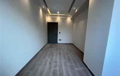 ALTINTEPE'DE HARİKA LOKASYON ADA VE DENİZ MANZARALI KÖŞE DUBLEKS