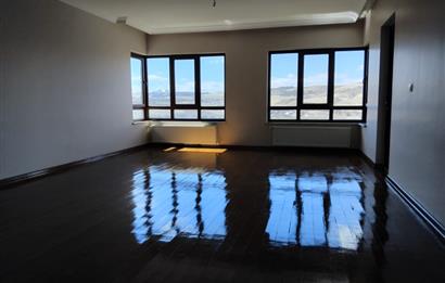 ÇANKAYA YAŞAMKENT PRESTİJLİ SİTEDE 4+1 KİRALIK DAİRE