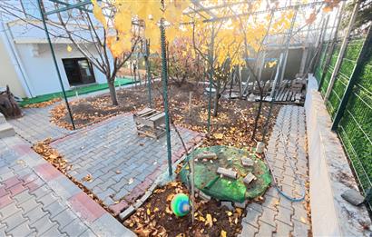 ÇANKAYA ALACAATLI'NIN MERKEZİNDE 4 DAİRELİ SATILIK KOMPLE BİNA