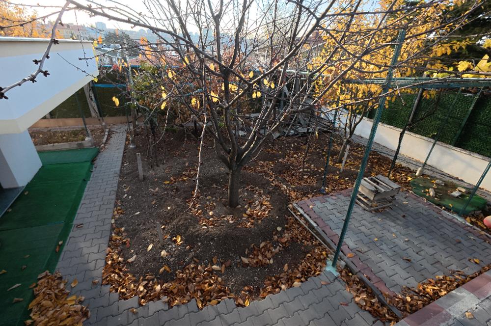 ÇANKAYA ALACAATLI'NIN MERKEZİNDE 4 DAİRELİ SATILIK KOMPLE BİNA