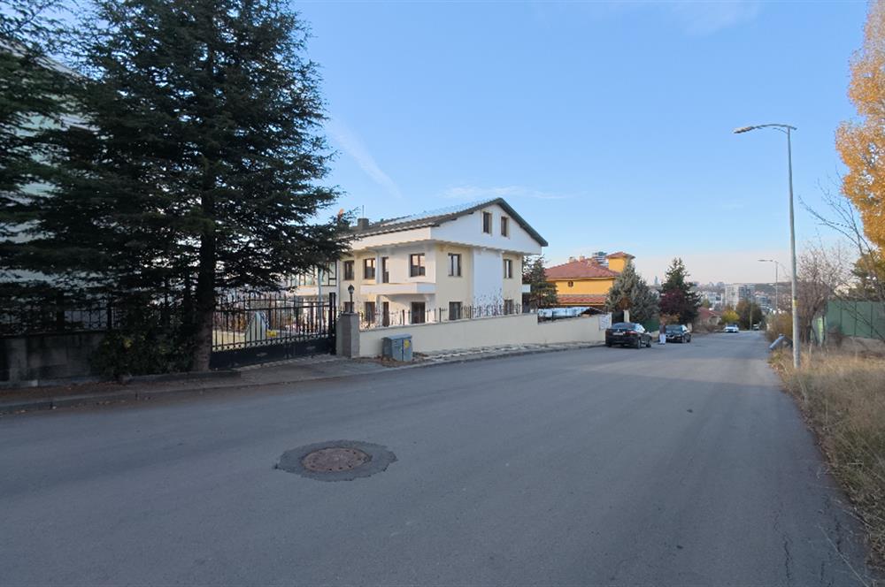 ÇANKAYA ALACAATLI'NIN MERKEZİNDE 4 DAİRELİ SATILIK KOMPLE BİNA