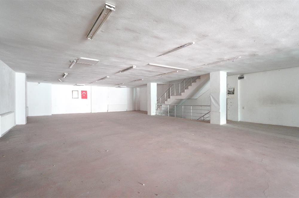 Century21 Bal'dan Paşaalanı Sanayi Bölgesinde 900m Kiralık İşyeri