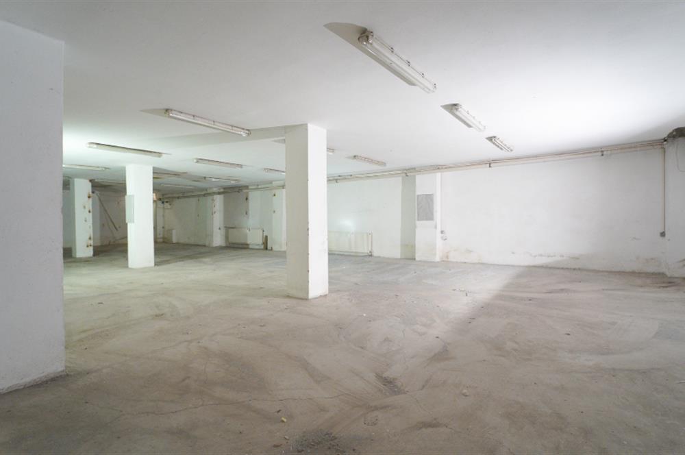 Century21 Bal'dan Paşaalanı Sanayi Bölgesinde 900m Kiralık İşyeri