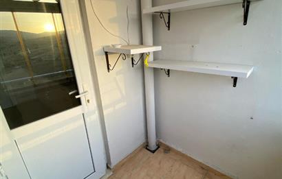 CENTRUY21 BAL'DAN TOKİDE İÇİ YENİLENMİŞ TEMİZ 2+1 KİRALIK