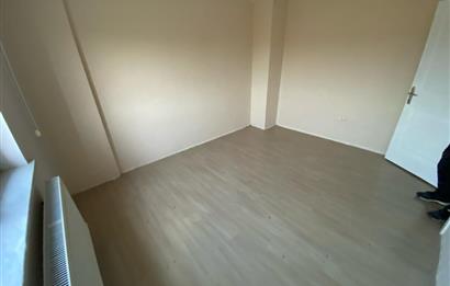 CENTRUY21 BAL'DAN TOKİDE İÇİ YENİLENMİŞ TEMİZ 2+1 KİRALIK