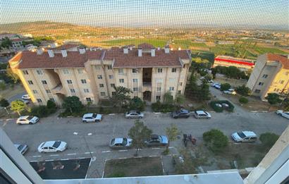 TOKİ YENİMAHALLEDE ARA KAT ŞEHİR MANZARALI FULL EŞYALI TEMİZ 1+1