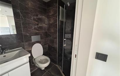 C21 LOFT'TAN ÜNİVERSİTEYE YÜRÜME MESAFESİNDE KİRALIK 1+1 APART