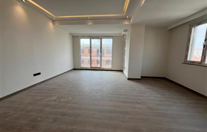 ALTINTEPE'DE HARİKA LOKASYON ADA VE DENİZ MANZARALI KÖŞE DUBLEKS