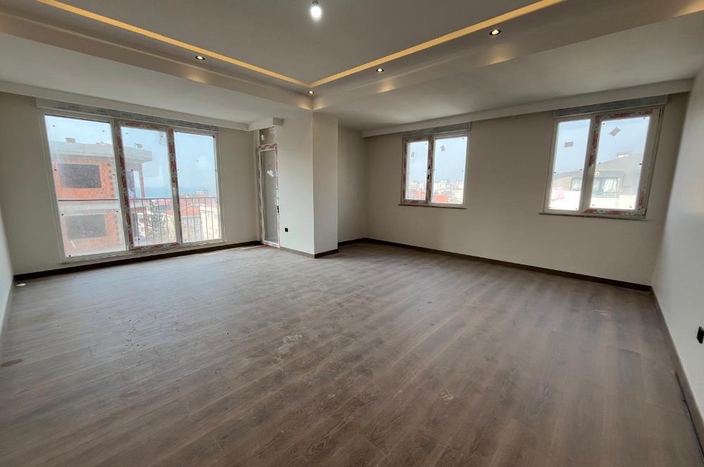 ALTINTEPE'DE HARİKA LOKASYON ADA VE DENİZ MANZARALI KÖŞE DUBLEKS