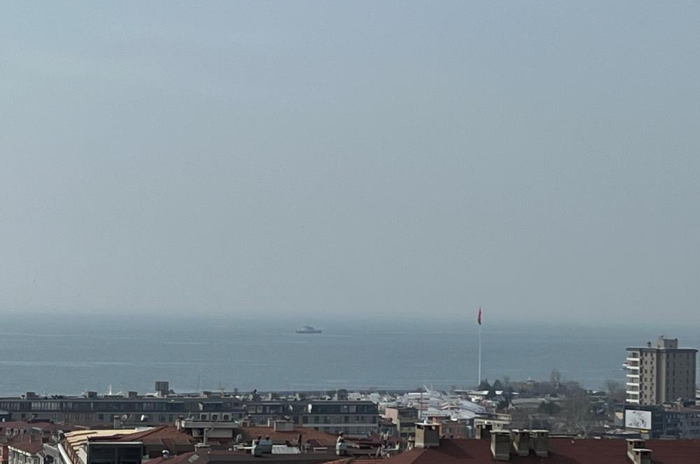 ALTINTEPE'DE HARİKA LOKASYON ADA VE DENİZ MANZARALI KÖŞE DUBLEKS