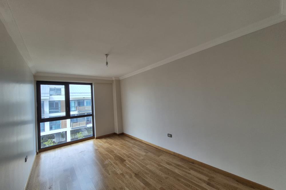 Zekeriyaköy Work&Live | 3+1Teraslı Çatı Dubleks 