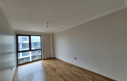 Zekeriyaköy Work&Live | 3+1Teraslı Çatı Dubleks 