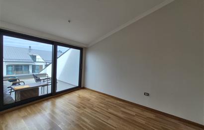 Zekeriyaköy Work&Live | 3+1Teraslı Çatı Dubleks 