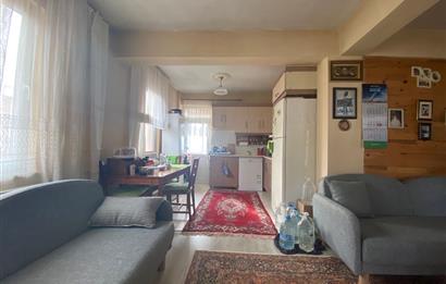 ORDU PERŞEMBE ÇAYTEPE’DE EŞSİZ DENİZ MANZARALI MÜSTAKİL EV VE GENİŞ ARSA FIRSATI