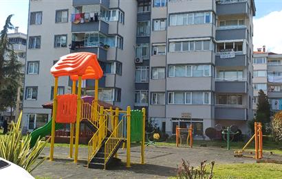 CENTURY21'den YENİ MAHALLEDE ANAYOLA CEPHE 3+1 SİTE İÇİ KİRALIK