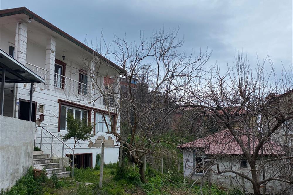 CENTURY21'den ALTINORDU AZİZİYE MAH. SATILIK MÜSTAKİL 2 KATLI EV