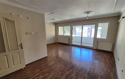 Karşıyaka Kiralık Daire | 3+1 Ara Kat | Girne Bulv. Yakını