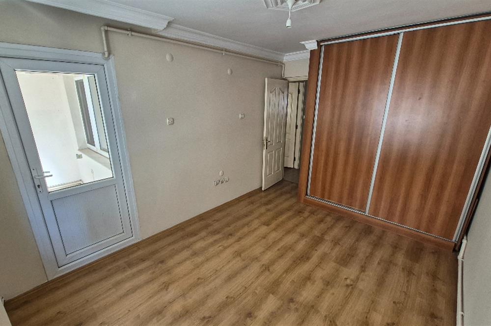 Karşıyaka Kiralık Daire | 3+1 Ara Kat | Girne Bulv. Yakını