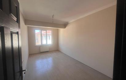 CENTURY21 VİZYON’DAN ANADOLU ÜNİ. YAKINI KİRALIK 2+1 DUBLEKS DAİRE