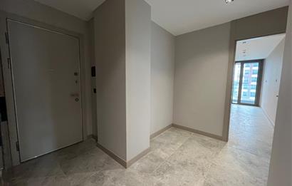 Orman İstanbul Büyük Tip Satılık 2+1 Orman ve Peysaj Manzaralı 