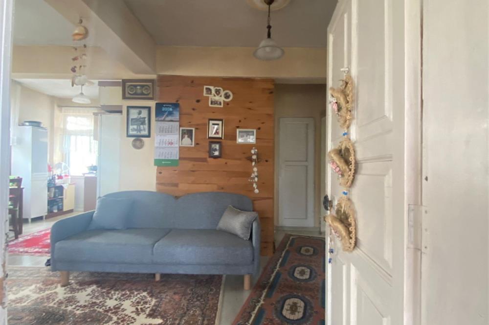 ORDU PERŞEMBE ÇAYTEPE’DE EŞSİZ DENİZ MANZARALI MÜSTAKİL EV VE GENİŞ ARSA FIRSATI