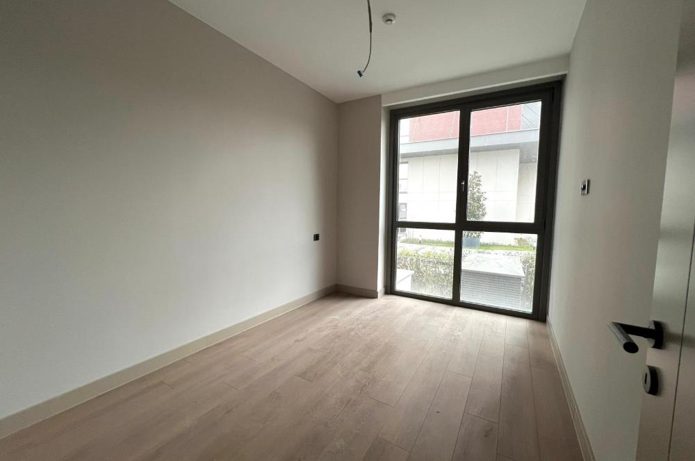 Orman İstanbul Büyük Tip Satılık 2+1 Orman ve Peysaj Manzaralı 