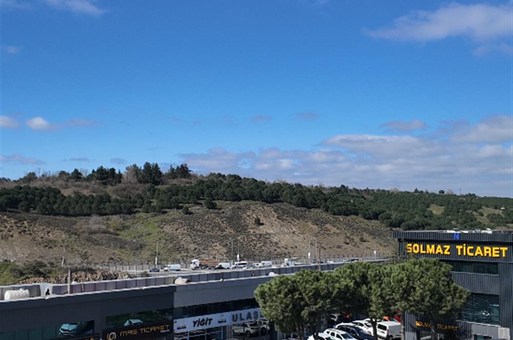 C21|NEXAR'DAN OTOCENTER ANA GİRİŞTE 20 ARAÇ SERGİ KÖŞE DÜKKAN