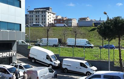 C21|NEXAR'DAN OTOCENTER ANA GİRİŞTE 20 ARAÇ SERGİ KÖŞE DÜKKAN