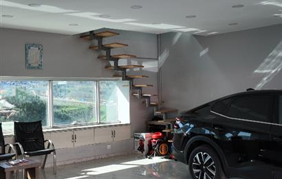 C21|NEXAR'DAN OTOCENTER ANA GİRİŞTE 20 ARAÇ SERGİ KÖŞE DÜKKAN