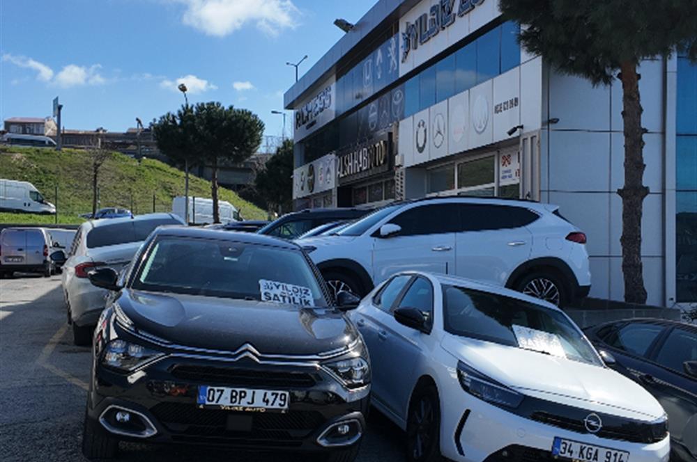 C21|NEXAR'DAN OTOCENTER ANA GİRİŞTE 20 ARAÇ SERGİ KÖŞE DÜKKAN