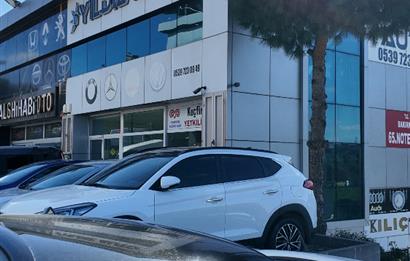 C21|NEXAR'DAN OTOCENTER ANA GİRİŞTE 20 ARAÇ SERGİ KÖŞE DÜKKAN