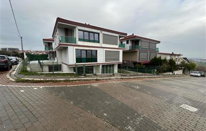 C21 BAL'DAN YENİ MAHALLE VİLLA BÖLGESİ 6+1 KİRALIK VİLLA
