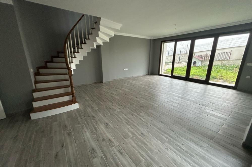 C21 BAL'DAN YENİ MAHALLE VİLLA BÖLGESİ 6+1 KİRALIK VİLLA