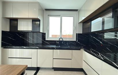 KKTC ESENTEPE ÇATALKÖY ALAGADİ KÖYÜ FUL YAPILI FUL EŞYALI HAVUZLU DENİZE SIFIR 4+1 VİLLA 