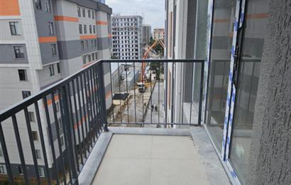 Maltepe Esenkent Well City'de Metoya Yakın Satılık 2+1 Daire