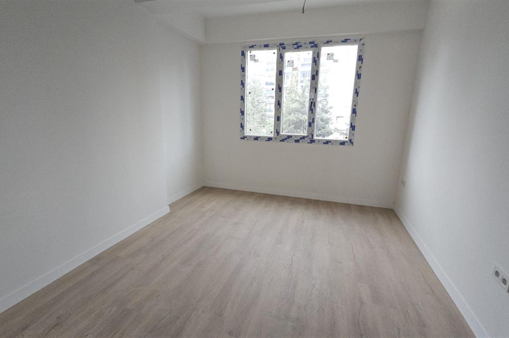 Maltepe Esenkent Well City'de Metoya Yakın Satılık 2+1 Daire